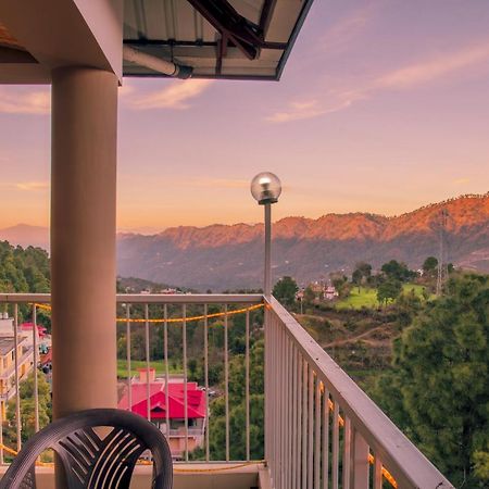Terrace Retreat Bed & Breakfast Касаули Екстериор снимка