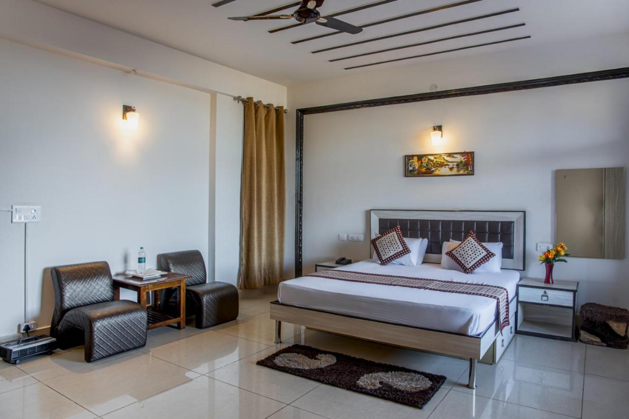 Terrace Retreat Bed & Breakfast Касаули Екстериор снимка